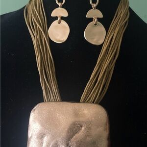 Elegant Silver and Gold Jewelry Set